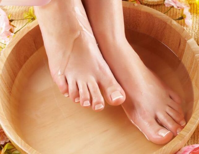 Foot bath against fungal infection