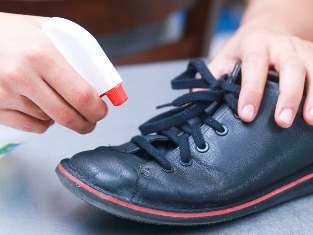 how to treat shoes